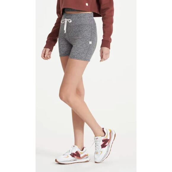 Vuori Gray S Halo Vintage Shorts - Picture 7 of 7